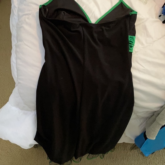 Dress - Picture 4 of 5